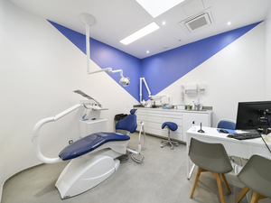 RECHERCHONS CHIRURGIEN-DENTISTE H/F