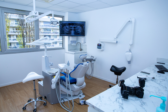 Recherche chirurgien dentiste h/f