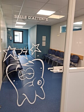 Recrute Chirurgien(ne)-Dentiste thésé(e) H/F