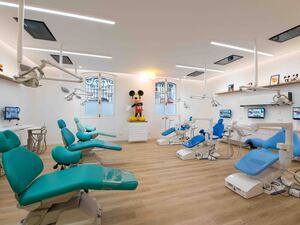 Sydel vous propose un cabinet à Paris 16 (75) - Fonds et murs : 