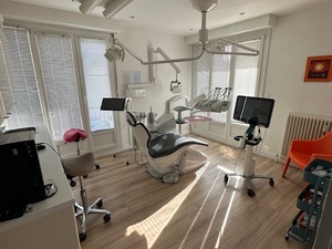 SYDEL vous propose un cabinet à Grenoble (38) – Murs & fonds – Opportunité rare sans concurrence directe