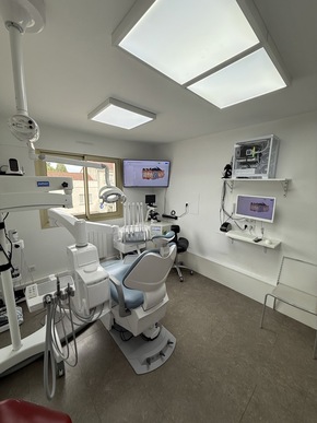 Cabinet dentaire à vendre – ZRR