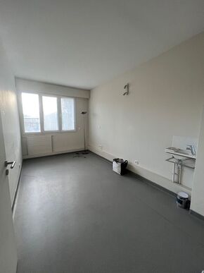 Cession murs de cabinet dentaire  Paris 17 eme