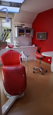 SYDEL vous propose un cabinet à Fourqueux (78) Maison médicale murs et fonds