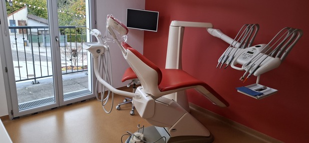 SYDEL vous propose un cabinet à Fourqueux (78) Maison médicale murs et fonds