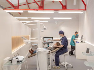 Chirurgien-dentiste entrepreneur (H/F) ? Entreprenez avec nous !