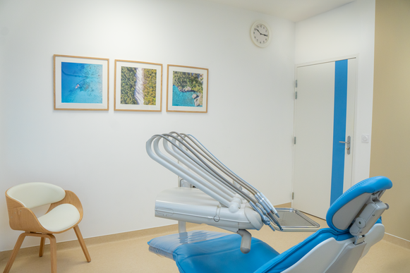 recherche assistant(e) dentaire  H/F