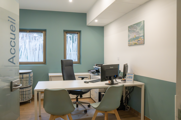 recherche assistant(e) dentaire  H/F